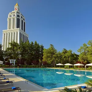 5* מלון Sheraton